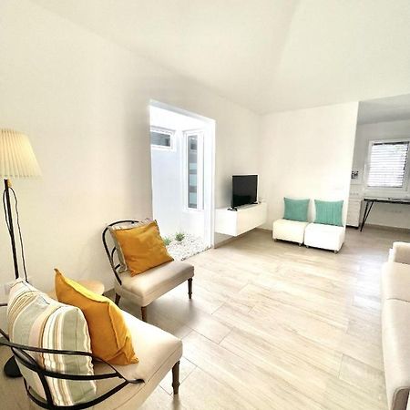 Willa Casahost Townhouse Lise Puerto del Carmen  Zewnętrze zdjęcie